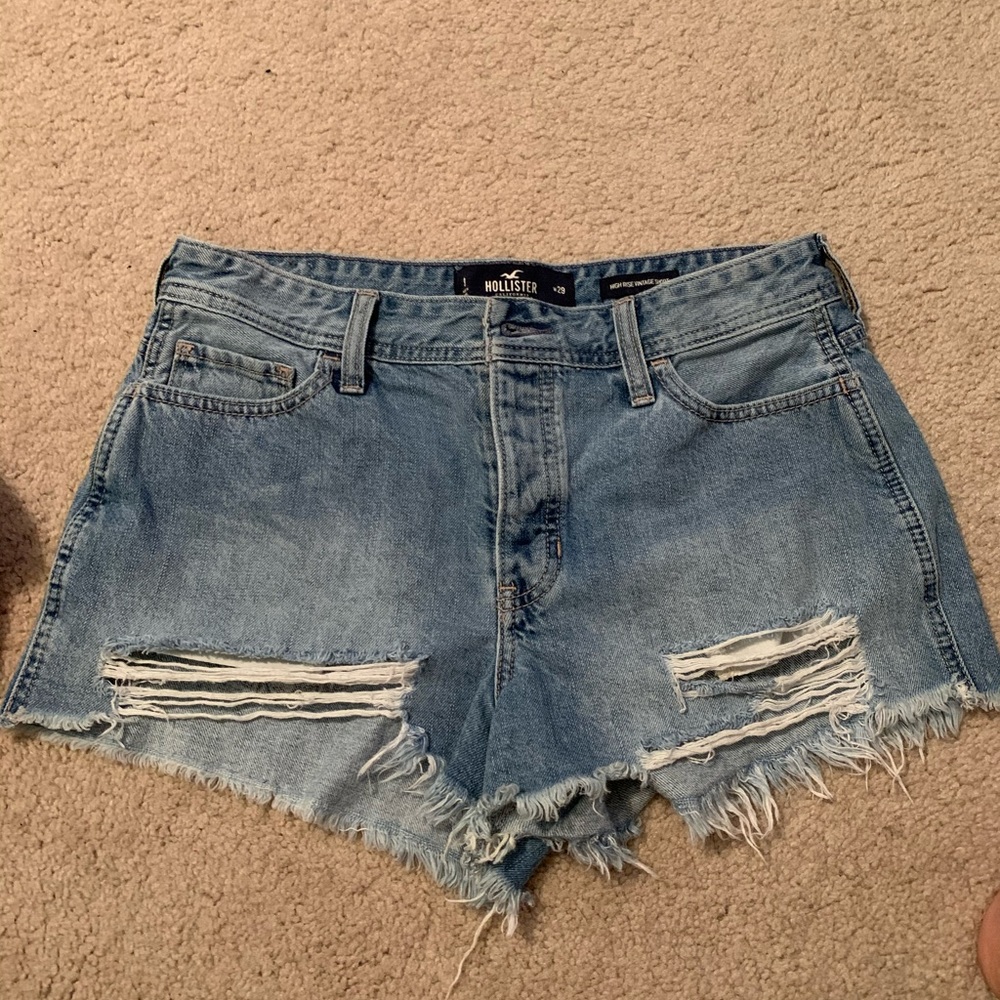 ✨SOLD✨
 Hollister high rise shorts